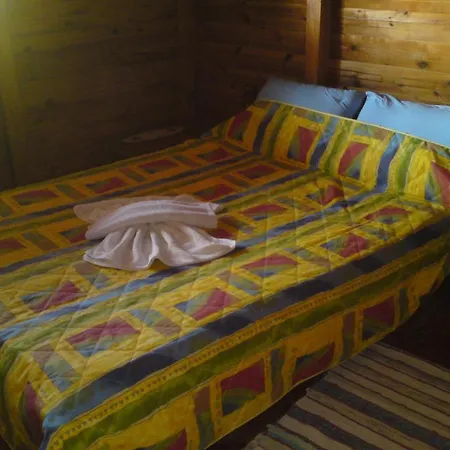 Gul אכסניה פאראליה