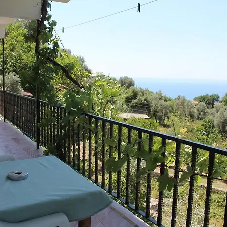 אכסניה Gul פאראליה