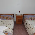 بيت خشبي Gul